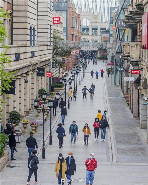 a8822ae8gy1gdc0jfsaa7j20e80hsjtc