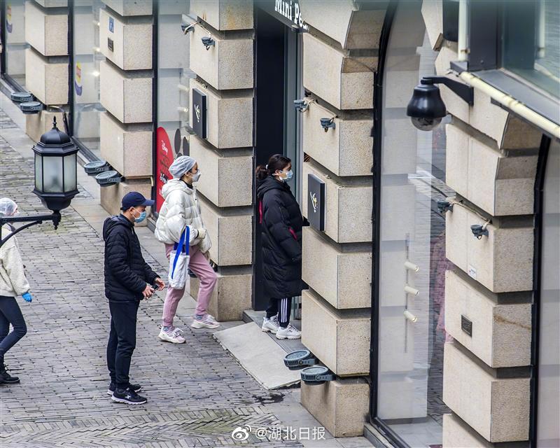 a8822ae8gy1gdc0jfpp7zj20m80hs76t