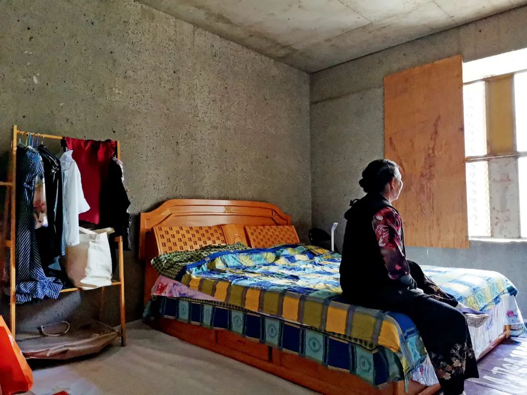 点击进入下一页