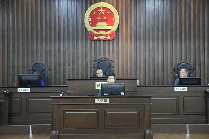 彭丁云审判长与合议庭 来源：均天心法院