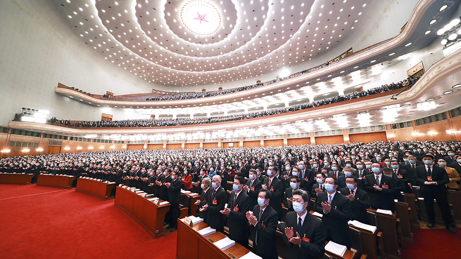 十三届全国人大四次会议在京开幕2.jpg