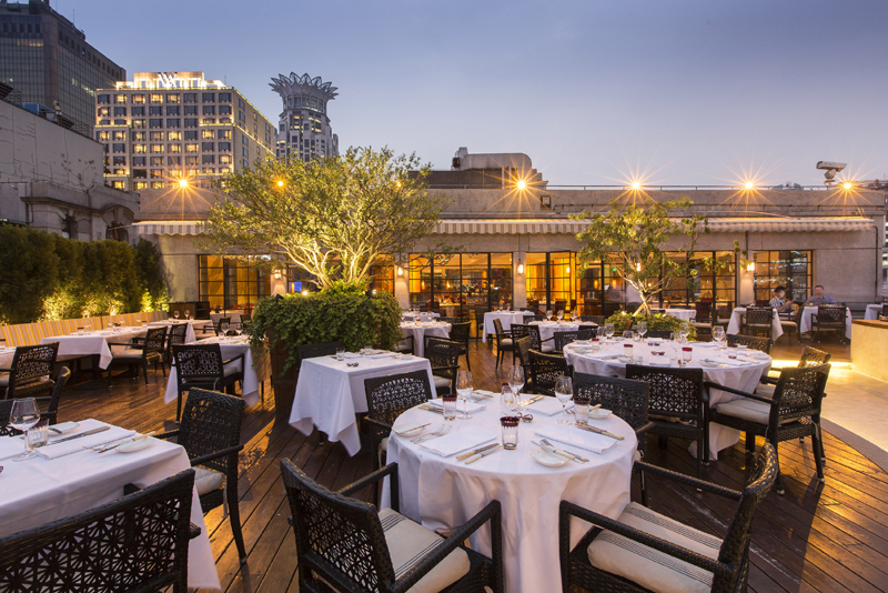 米氏西餐厅的大露台